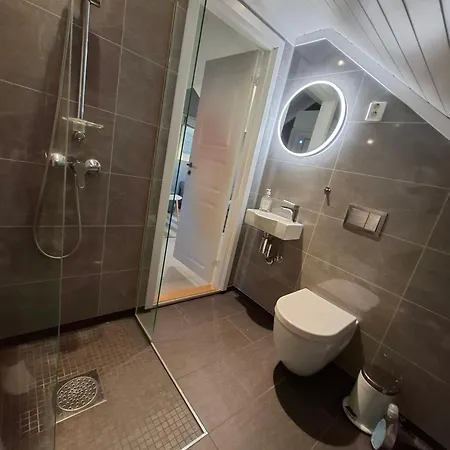 Charming Daire Bjorbekk